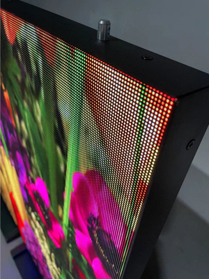 Os sinais 3840 da exposição da janela do diodo emissor de luz P2.5 refrescam o anúncio da tela video