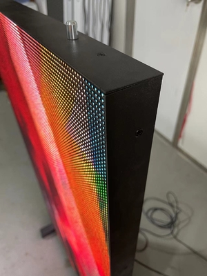 a exposição fixada interna da janela da tela P4 do diodo emissor de luz da plataforma de 4G Clould com 3840 refresca